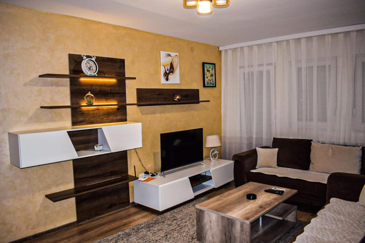 Avio Apartmani 2018 Novi Pazar Exterior foto