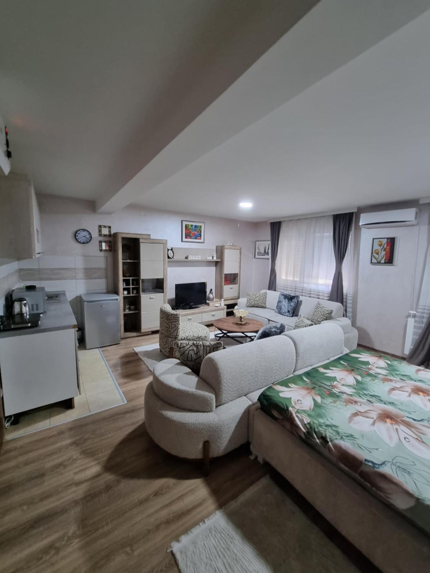 Avio Apartmani 2018 Novi Pazar Exterior foto